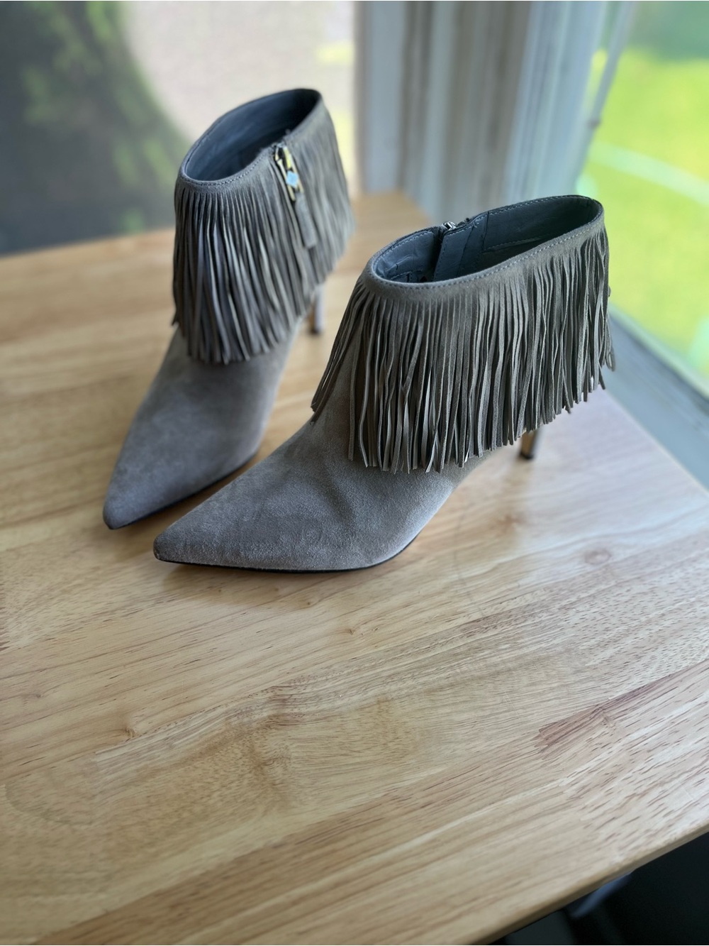 Sam Edelman Gray fringe Suede Pointed Toe booties
